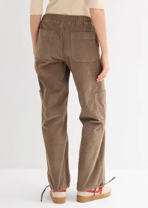 Bonprix Stylische Cargohose Aus Cord Mit Aufgesetzten Taschen - Grün