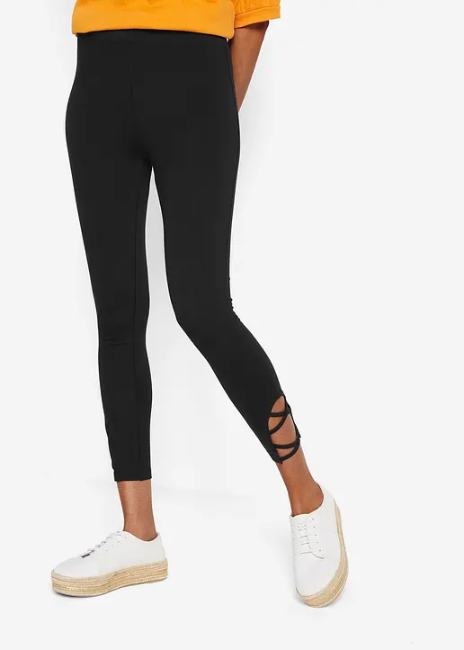 Bonprix Stylische Highwaist-Leggins Mit Raffiniertem Bindedetail Am Saum In 7/8-Länge