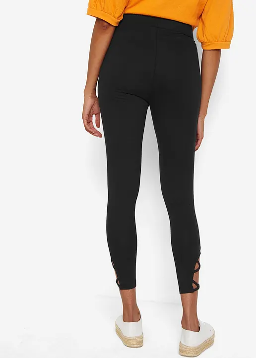 Bonprix Stylische Highwaist-Leggins Mit Raffiniertem Bindedetail Am Saum In 7/8-Länge