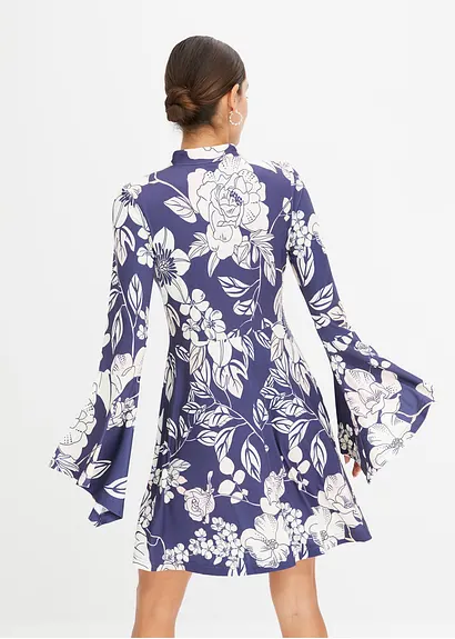 Bonprix Stylisches Kleid Mit Cut Out Im Ausschnitt Und Ausgestellten Ärmeln
