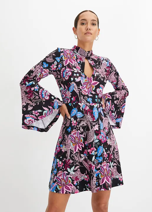 Bonprix Stylisches Kleid Mit Cutout Am Ausschnitt Und Ausgestellten Ärmeln