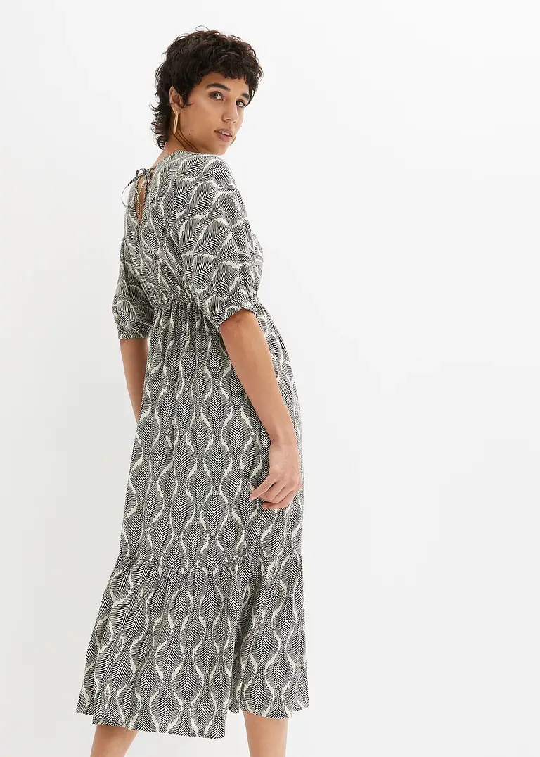 Bonprix Stylisches Kleid Mit Fledermausärmel Aus Nachhaltiger Viskose