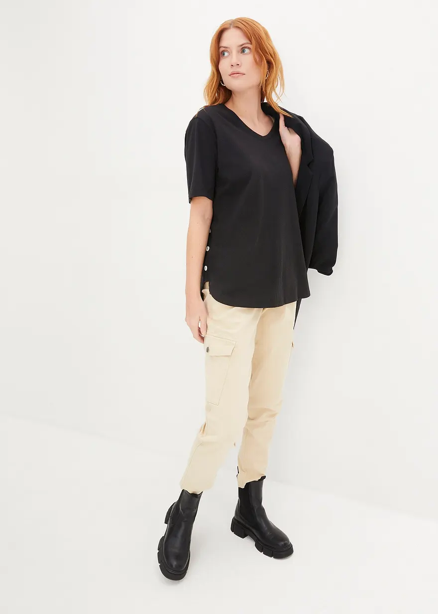 Bonprix T-Shirt Mit Knopfdetail An Der Seite Aus Bio-Baumwolle Und V-Ausschnitt
