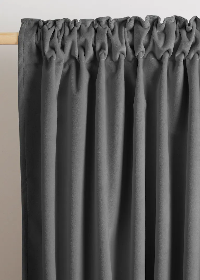 Bonprix Thermo-Vorhang Mit Beschichteter Rückseite Und Samtiger Vorderseite