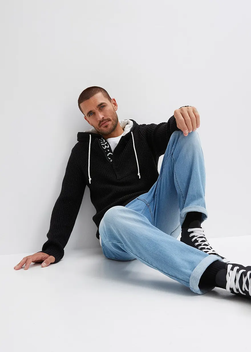 Bonprix Trendiger Pullover Mit Größerem Ausschnitt Und Kapuze. - Schwarz