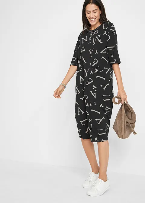 Bonprix Weit Geschnittenes Kleid Mit Taschen Und Dekorativer Knopfleiste