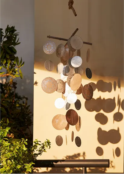 Bonprix Wunderschönes Capiz-Windspiel - Braun - Wohnen & Garten