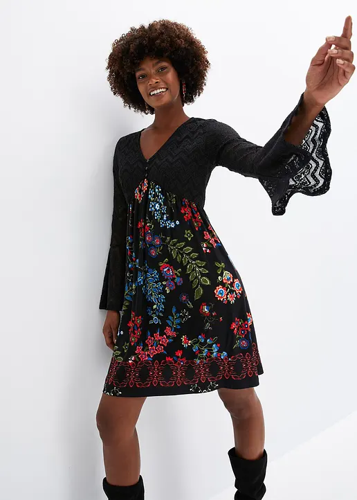 Bonprix Wunderschönes Jersey-Kleid Mit Spitze Im Vintage-Style Mit Volant-Ärmeln Und Bedrucktem Rockteil