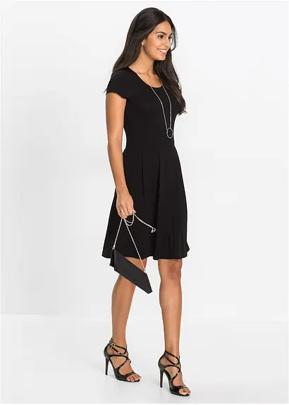 Bonprix Wunderschönes Sommerkleid Mit Ausgestelltem Rock - Schwarz